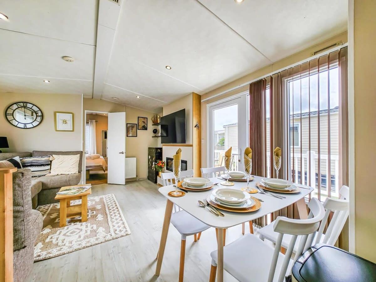 Escape To Paradise At Pevensey Bay Holiday Park 13 Woodland Walk别墅 外观 照片