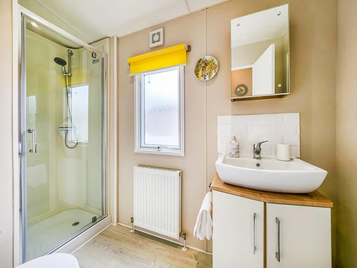 Escape To Paradise At Pevensey Bay Holiday Park 13 Woodland Walk别墅 外观 照片