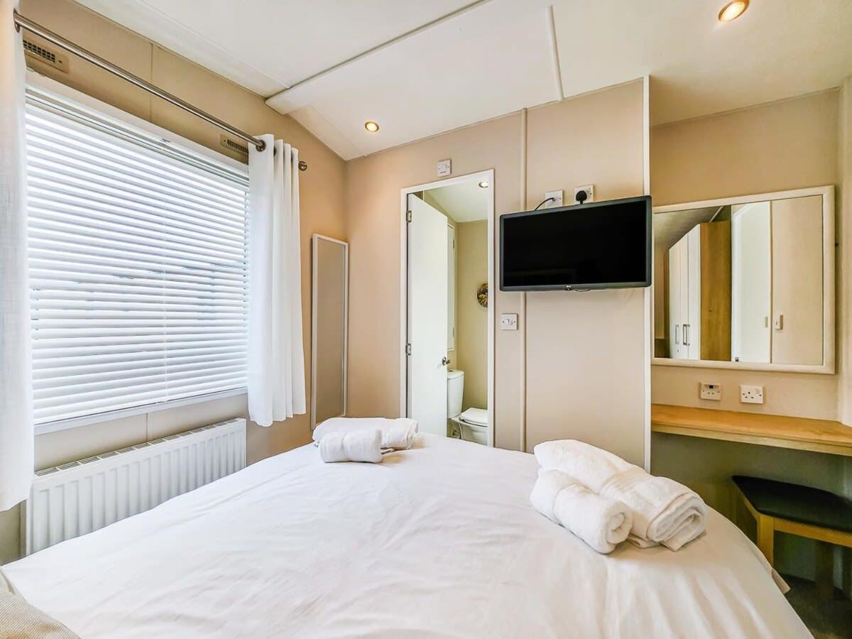 Escape To Paradise At Pevensey Bay Holiday Park 13 Woodland Walk别墅 外观 照片