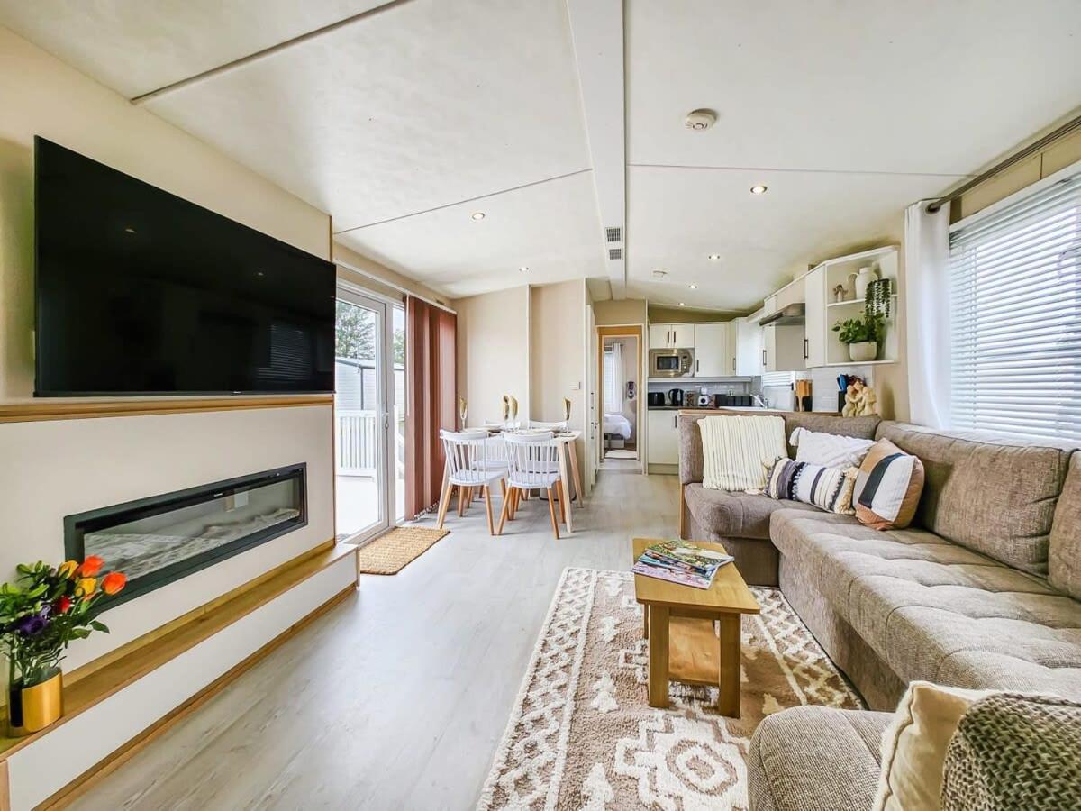 Escape To Paradise At Pevensey Bay Holiday Park 13 Woodland Walk别墅 外观 照片